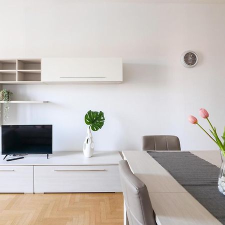 Primopiano - Carlone Apartment Milan Luaran gambar