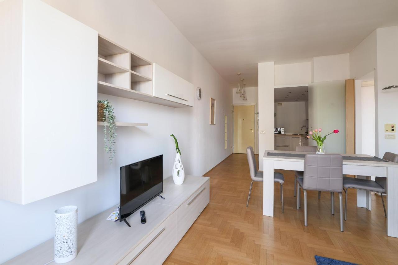 Primopiano - Carlone Apartment Milan Luaran gambar